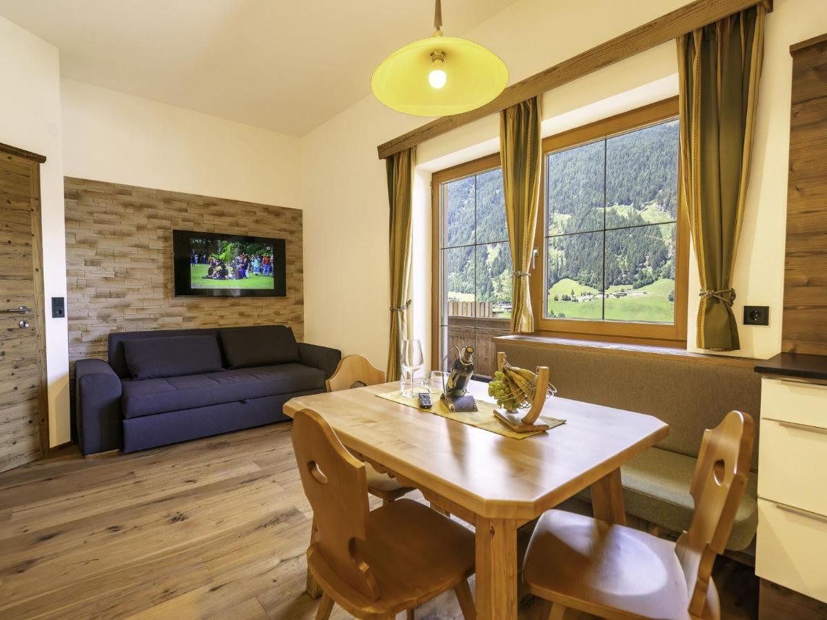 Apartment In Neustift Im Stubaital Near Ski Lift Bagian luar foto